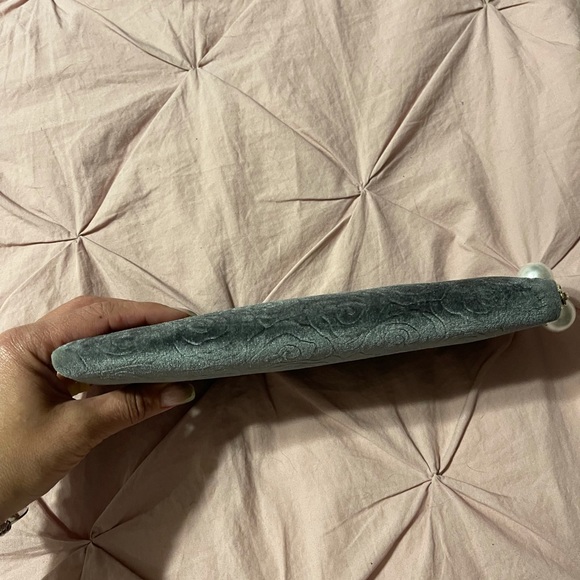 BETSEY JOHNSON WALLET - Picture 9 of 11